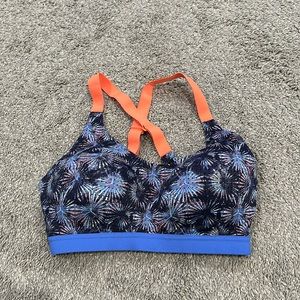 Victoria Sport Victoria’s Secret sports bra 32DD